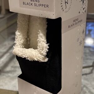 New! MEN’S BLACK SLIPPERS PLUSH CUSHIONING MEMORY FOAM BLACK 7 - 8 SIZE M MEDIUM